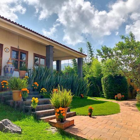 Sandunga Cabanas Boutique Tzintzuntzan Exterior photo